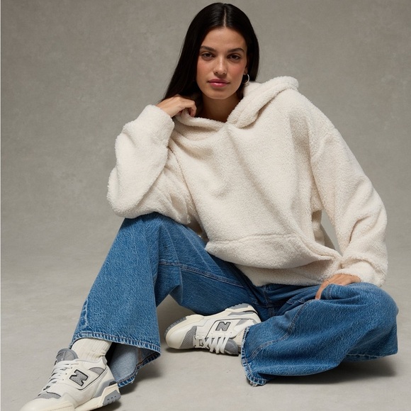 [American Eagle] NWT Sherpa Fleece Hoodie - Picture 3 of 9